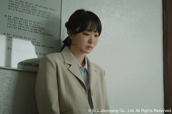 ▲▼辛叡恩哭不出來聽金多美喊聲就淚崩！動情告白：看她的眼神就能入戲 。（圖／Hami Video提供)