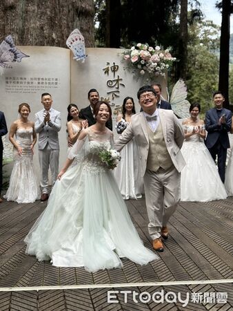 ▲▼ 2025阿里山神木下婚禮  。（圖／記者翁伊森攝）