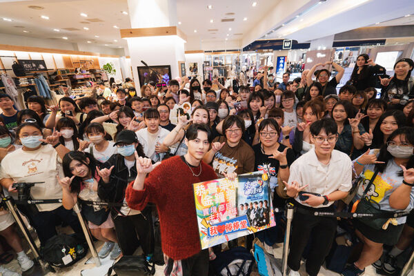 ▲▼王子奪金鐘後首露面，現場擠爆粉絲掀熱潮 。（圖／品牌提供）