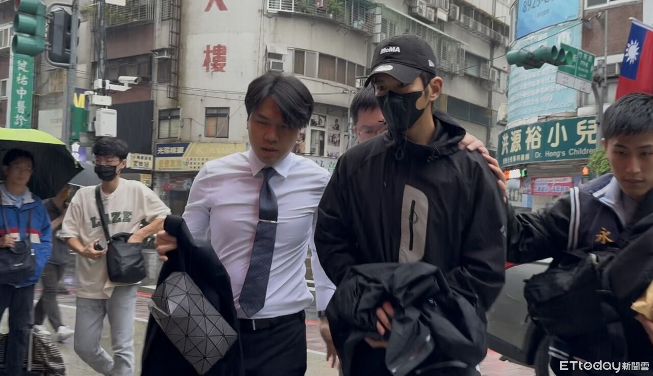 賈靜雯心疼曝「修杰楷在孩子面前上銬」！警方澄清還原拘提現場