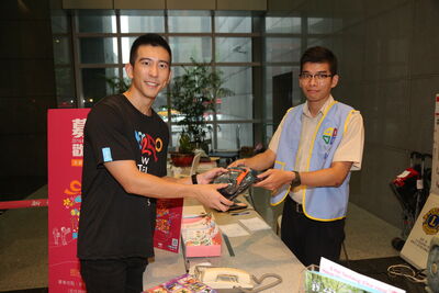 修杰楷剃頭入伍照片曝！替代役5個月「代言市府內政部5活動」表演15場