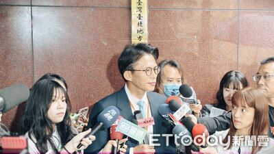 反擊《鏡週刊》！　黃國昌小姨子寄律師函要求移除報導並道歉