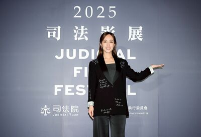 小薰曝鄭人碩入伍超狂經歷!被問棒棒堂小杰閃兵傻眼:我又不是他媽