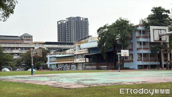 ▲▼   平凡五金行,福東國小          。（圖／記者張雅雲攝）