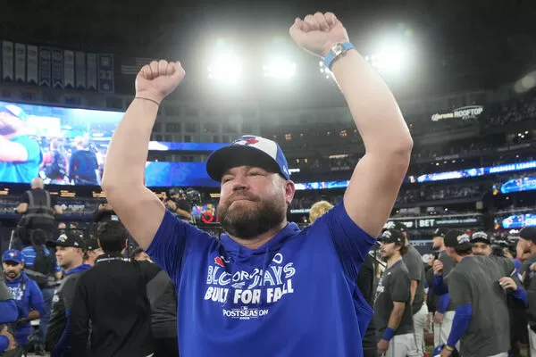 ▲▼藍鳥總教練施耐德。（圖／路透）