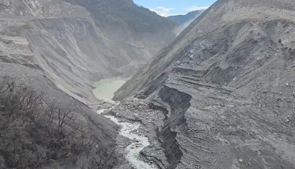 ▲▼      馬太鞍溪堰塞湖下游1公里又有堰塞湖！預計24小時內溢流       。（圖／翻攝林業及自然保育署花蓮分署）