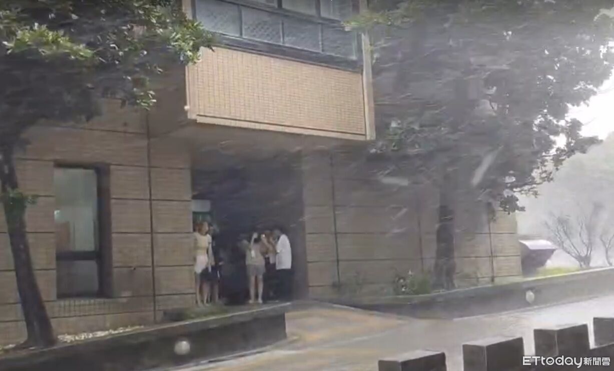 快訊/文化大學明天持續遠距教學 行政人員居家上班