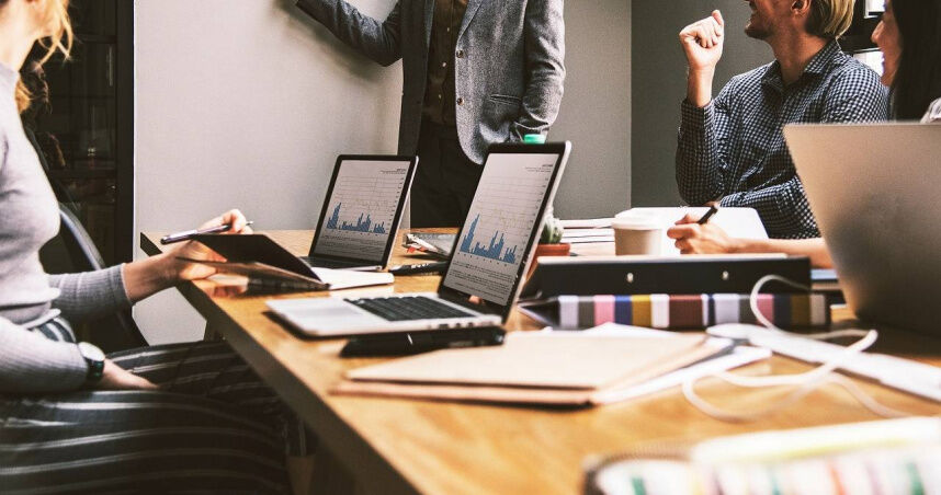 上班時間自己選！改推「32hrs自由工時」　英新創公司拋棄周休3日