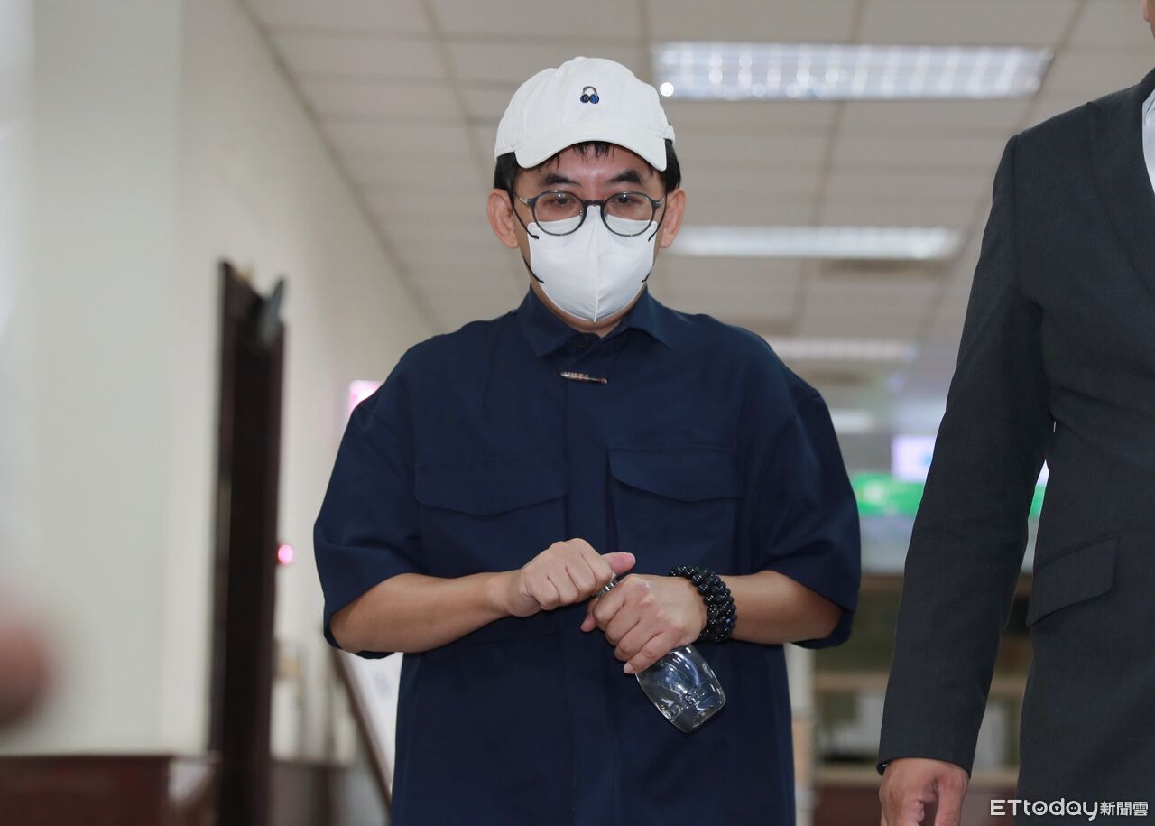 吹哨者打臉黃子佼!持少女淫片今二審 稱「全數和解」拚免囚