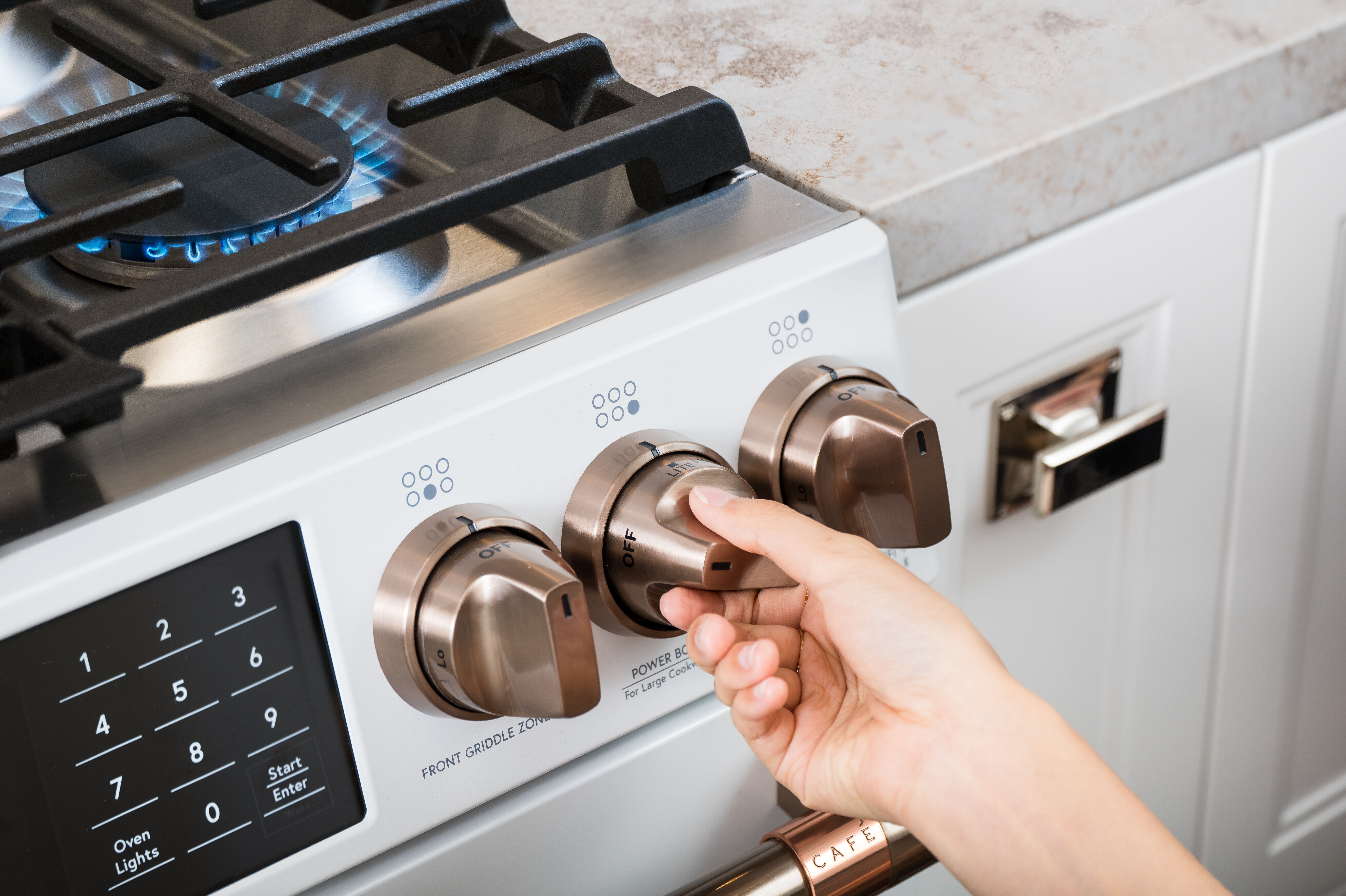 ▲Café 30 吋六口雙層美式爐連烤。（圖／品牌提供）