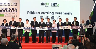 台中會展新地標啟航 試營運首展以工具鏈結世界