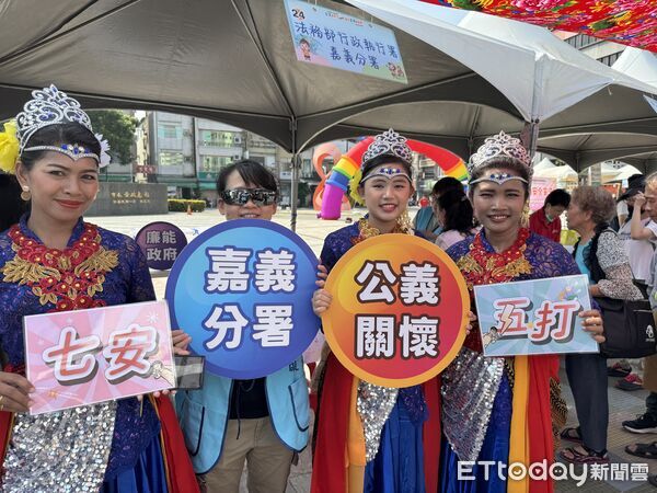 ▲▼  嘉義分署假日結合租稅活動設攤宣導反詐騙 貫徹「五打七安」增進民眾防詐意識及法治觀念 。（圖／法務部行政執行署嘉義分署提供）