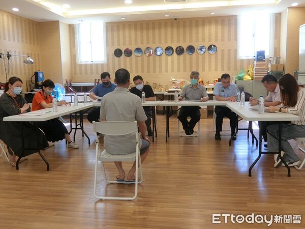 ▲16名學員合影留念，象徵嶄新人生的開始。（圖／記者游瓊華翻攝）