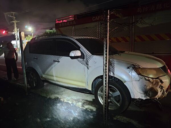 ▲彰化鹿港接連2起燒廢棄物雜草火警。（圖／消防提供）