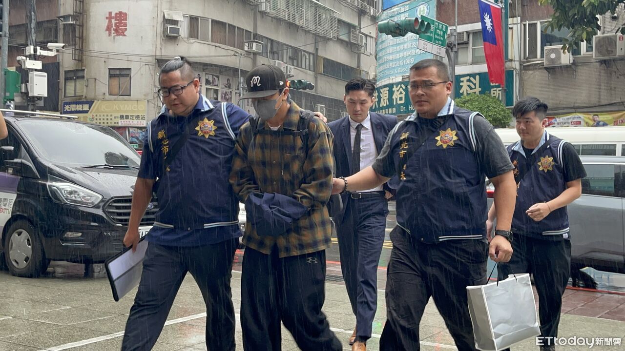 快訊/坤達「上銬包手」抵分局 涉造假病例閃兵拘提