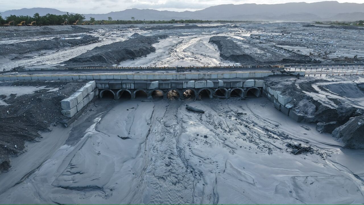 馬太鞍溪便道現況曝！一度遭新堰塞湖溢流淹沒　公路局進場清理