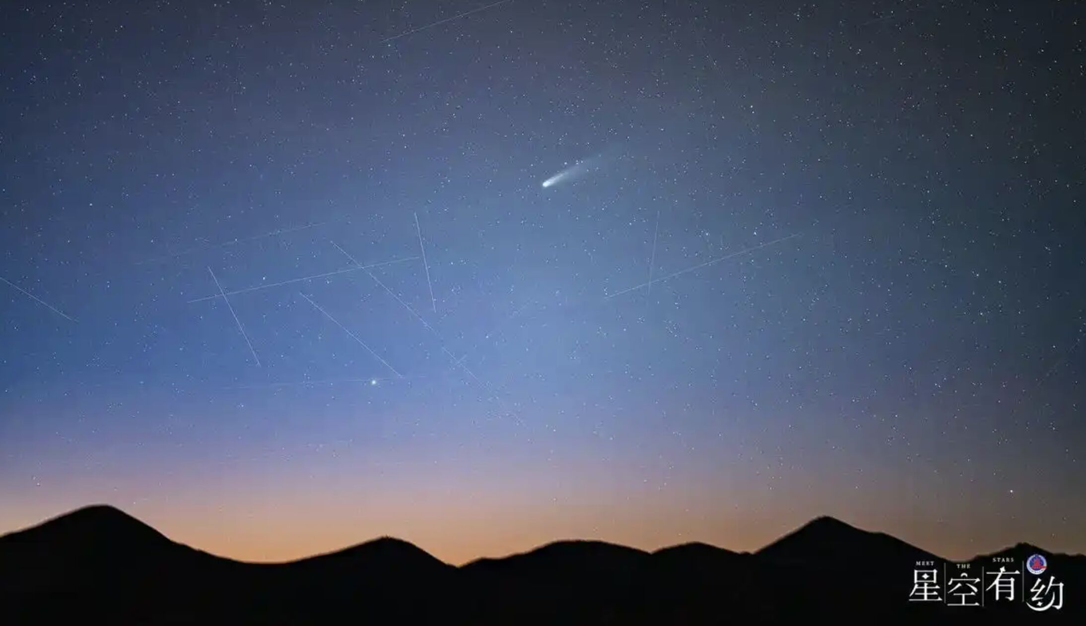 ▲天文愛好者戴建峰在四川稻城捕捉到的萊蒙（Lemmon）彗星。（圖／翻攝新華社）