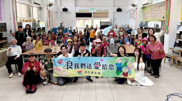 ▲泥沙覆地、夢想未滅！浪凡基金會助光復國中重建球場。（圖／浪凡基金會提供）