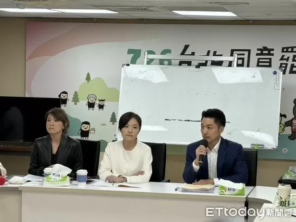 ▲▼ 蔣萬安向民進黨黨團說明重大議法案 。（圖／記者鄭佩玟攝）