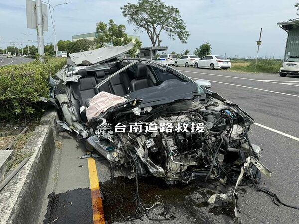 ▲▼台南車禍。（圖／翻攝台南道路救援張家班）