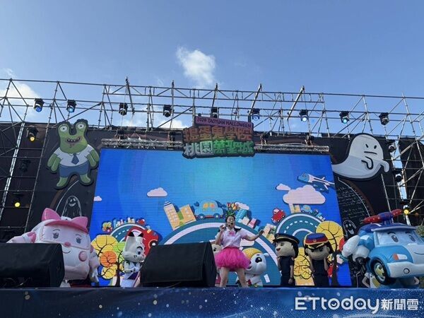 ▲2025桃園萬聖城24日起在桃園藝文廣場、藝文綠園道盛大展開10天。（圖／桃園警分局提供、下同）
