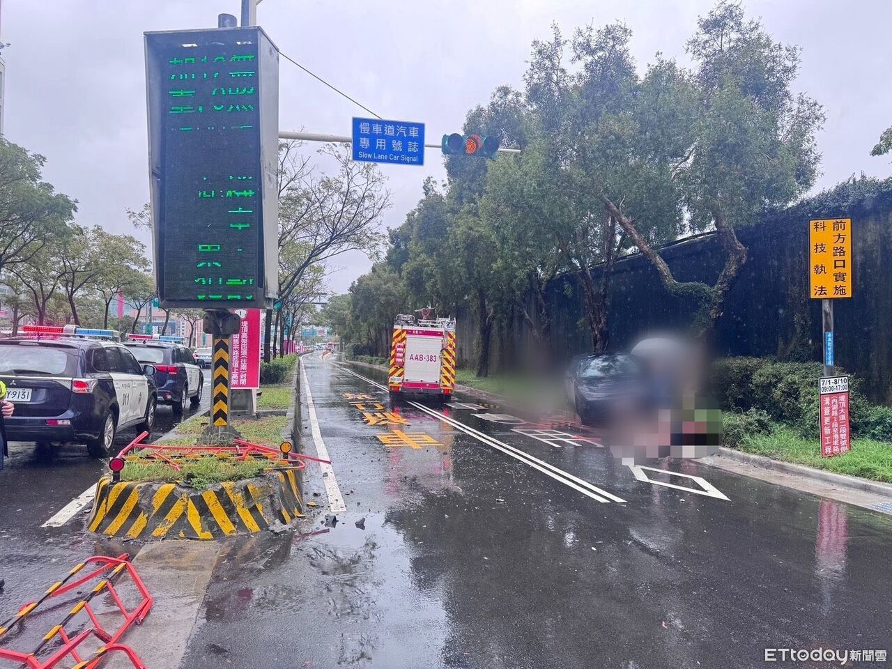 胎紋近乎磨平!北市多元計程車180度打轉 女沒繫安全帶拋飛慘死