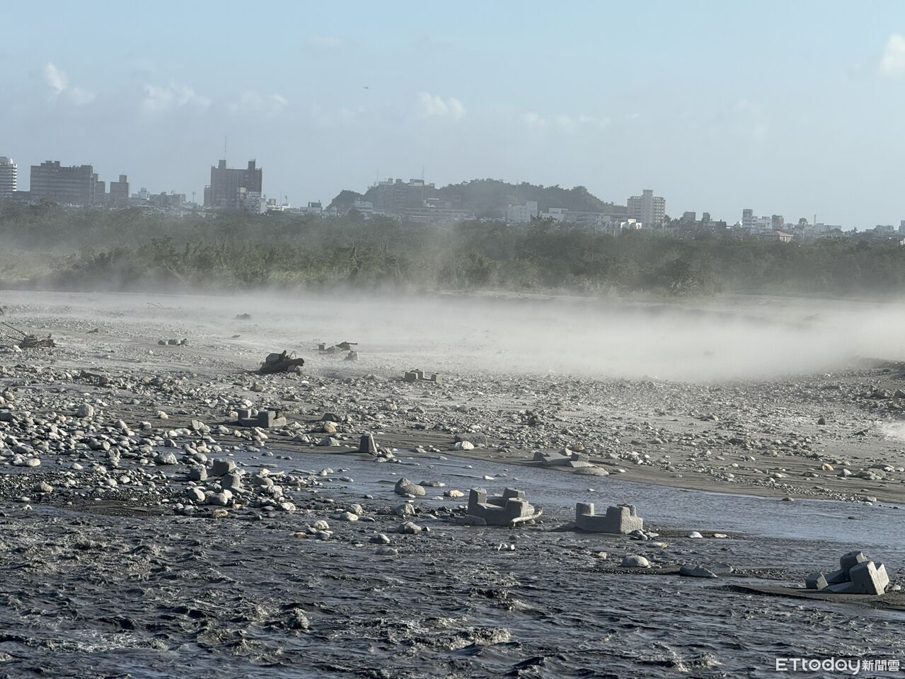 東北季風掀揚塵現象 台東縣府啟動應變作業