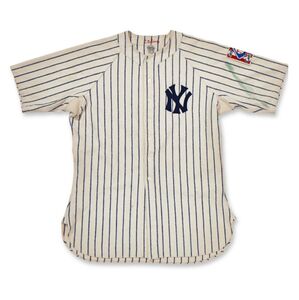 「鐵馬」蓋瑞格最後主場球衣拍出8300萬 創生涯紀念品新高價