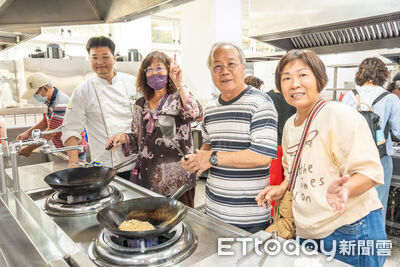 重陽不只吃糕！　嘉藥揪西港長輩踩飛輪吃芝麻料理健康過節