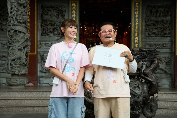 ▲▼鄭仲茵、許笑舜錄製《神之路》。（圖／東森提供）