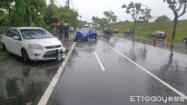 ▲▼員山鄉今（22日）天驚傳一起3車受損1輕傷車禍。（圖／記者游芳男翻攝，下同）