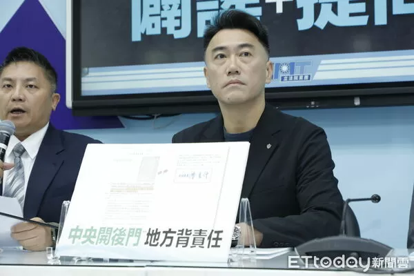 ▲林沛祥27日點名陳駿季、莊翠雲其中一人須為此次非洲豬瘟道歉下台。（圖／記者湯興漢攝）