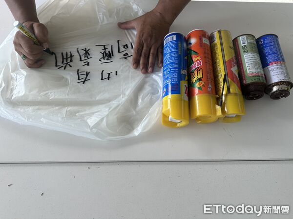 ▲廢鋰電池、高壓氣瓶錯丟恐釀火警。（圖／記者楊晨東翻攝）