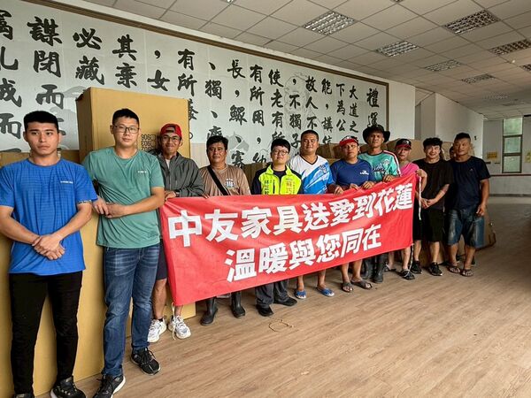 ▲▼蘇巧慧媒介多家廠商，捐贈近200件家具、家電等物資到災區。（圖／蘇巧慧國會辦公室提供）