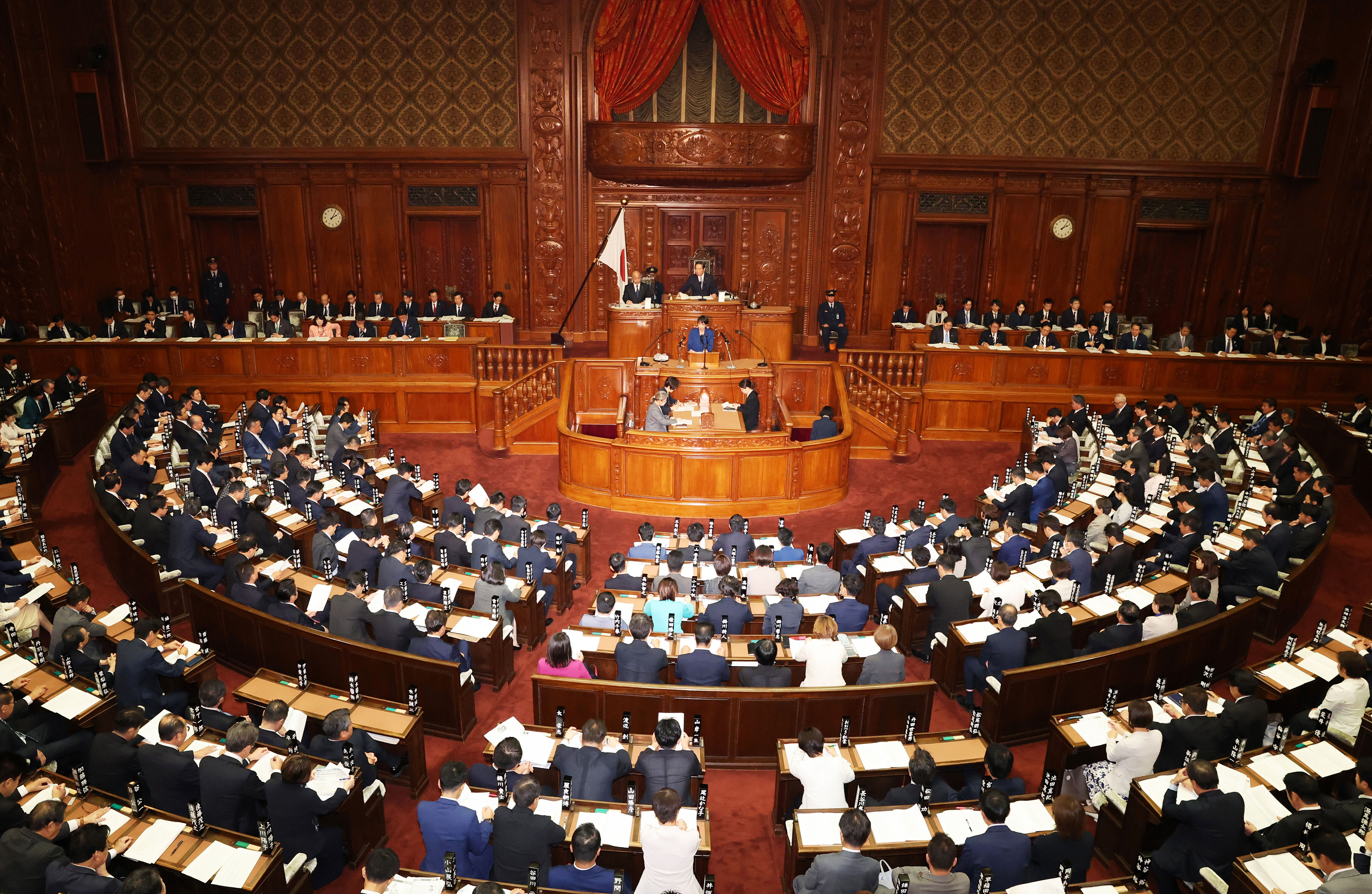 ▲▼日本首相高市早苗24日下午在參眾兩院首次發表施政方針演說。(圖/達志影像/美聯社)