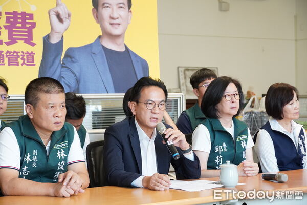 ▲立委林俊憲提出「里政三願景」，盼強化基層治理體系。（記者林東良翻攝，下同）