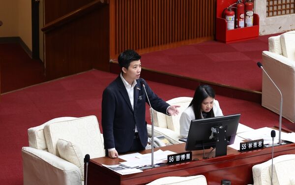 ▲社會民主黨籍台北市議員苗博雅質詢。（圖／苗博雅提供）
