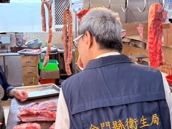 ▲▼非洲豬瘟警報再起！金門急查豬肉市面。（圖／記者鄭逢時翻攝）