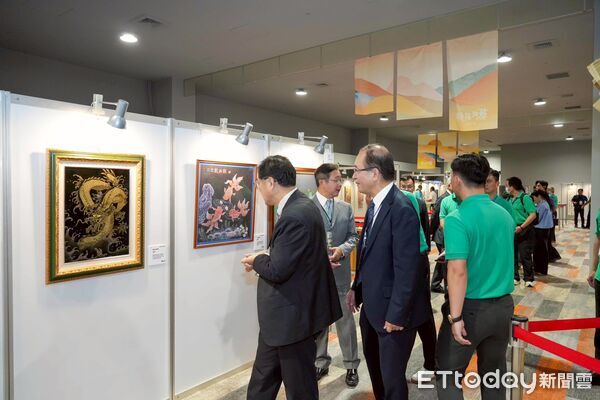 ▲2025年法務部矯正機關聯合展示(售)會於大台南會展中心開幕，吸引民眾參觀。（記者林東良翻攝，下同）