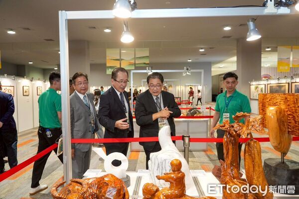 ▲2025年法務部矯正機關聯合展示(售)會於大台南會展中心開幕，吸引民眾參觀。（記者林東良翻攝，下同）