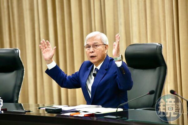 中央銀行總裁楊金龍今（23）日赴立法院業務報告表示，若被美國認定為「匯率操縱國」將是重大事件。（本刊資料照）