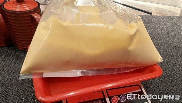 ▲▼6人吃牛喜壽喜燒疑食物中毒，遭勒令停業。（圖／台北市衛生局）