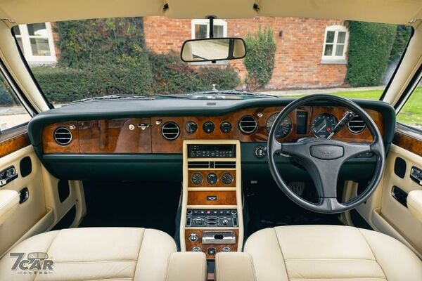 Bentley 三重周年紀念　Mulliner 打造三款 Flying Spur 致敬經典四門轎車