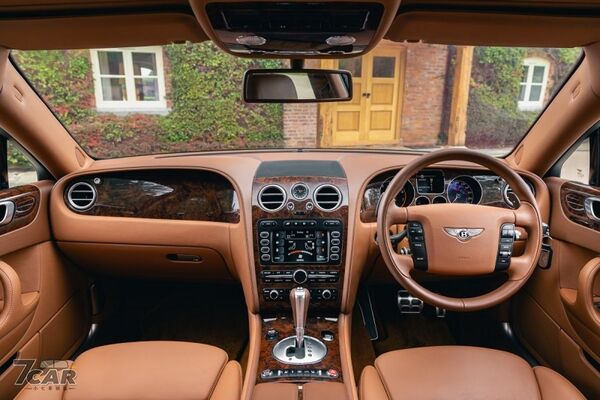 Bentley 三重周年紀念　Mulliner 打造三款 Flying Spur 致敬經典四門轎車