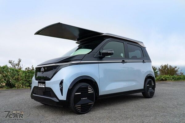 Nissan 推出「Ao-Solar Extender」太陽能擴展系統，為暢銷電動小車Sakura增添續航力