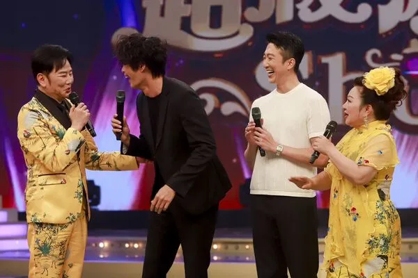 ▲陽帆 (左起)、黃鐙輝、懷秋、白冰冰。（圖／民視提供）