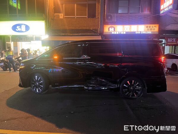 ▲南投埔里鎮昨日晚間發生一起交通事故肇逃事件            。（圖／記者高堂堯翻攝）