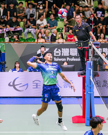 ▲聯盟目前得分王施琅、台中連莊隊長張昀亮、台中連莊喜迎5連勝。（圖／台中連莊提供）