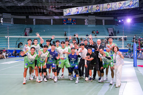 ▲聯盟目前得分王施琅、台中連莊隊長張昀亮、台中連莊喜迎5連勝。（圖／台中連莊提供）