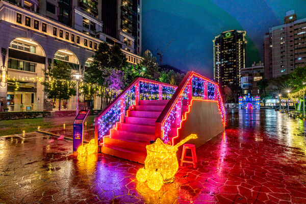 ▲「2025桃園萬聖城」今（25日）至11月2日在桃園藝文廣場和藝文綠園道登場。（圖／桃園市觀旅局提供）